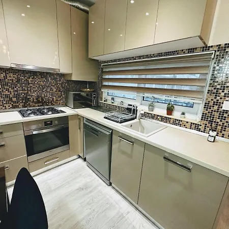 Andra Apartment