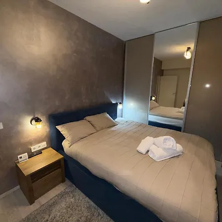 Andra Διαμέρισμα